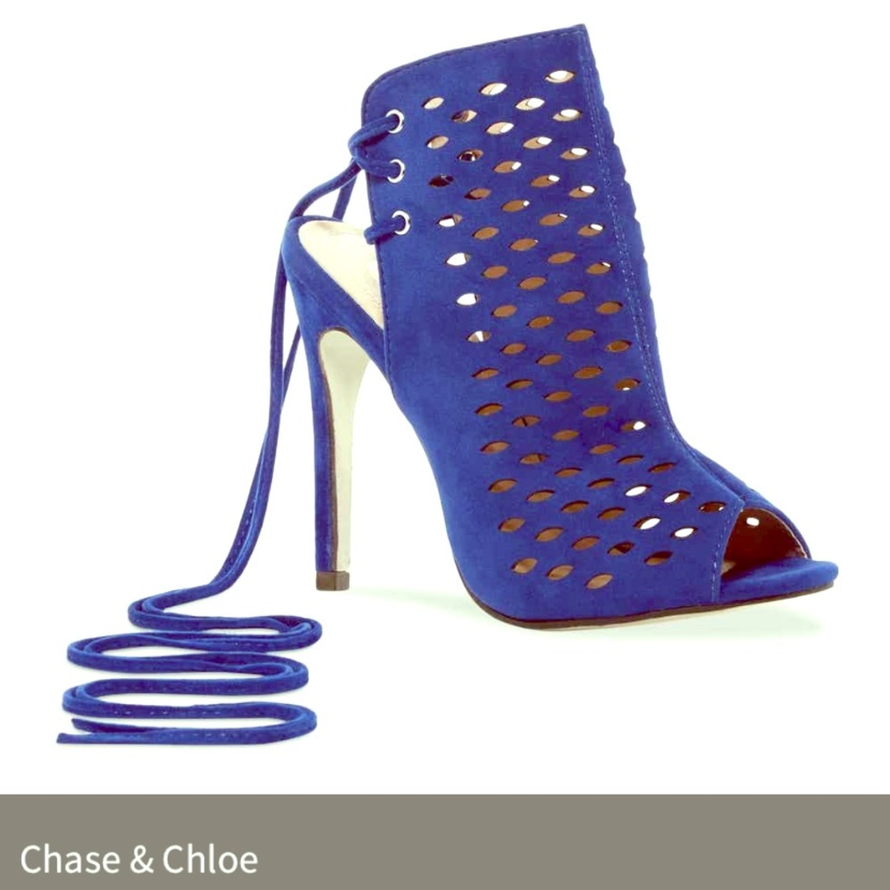 Tie bootie